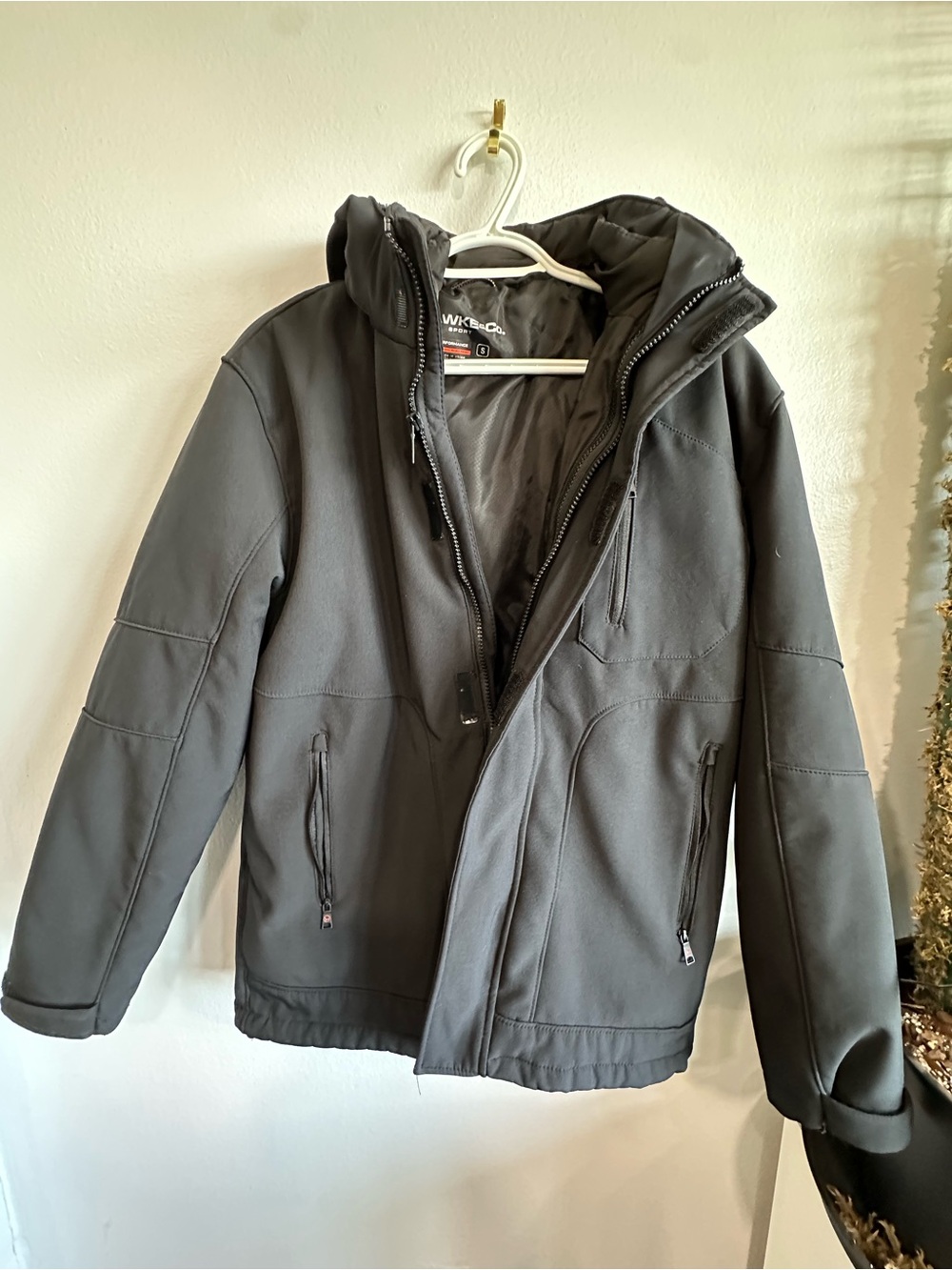 Hawke & Co Charcoal Hooded Softshell Jacket